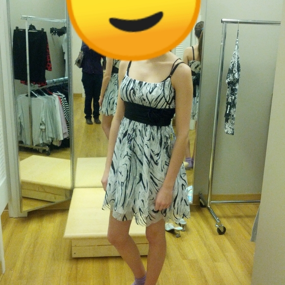 Silvery sparkly dress - Picture 3 of 3